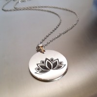 Lotus Çiçeği Gümüş Kolye